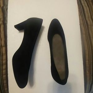 Stuart Weitzman Pumps